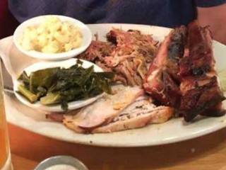 Jim 'n Nick 's -b-q