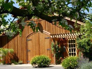 De La Montanya Winery