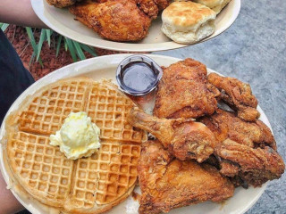 Roscoe's Chicken And Waffles Pico Blvd.