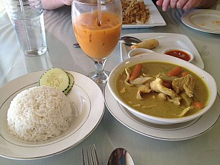 Tana Thai Bistro