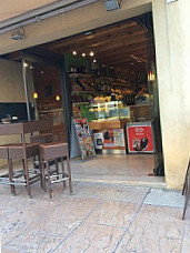 Kiribiri Caffe