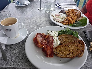 Rubys Cafe On Bulli Beach