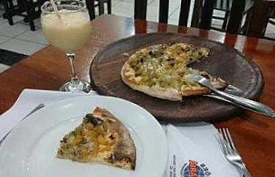 Nacoes Pizzaria