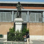 Patio Del Mercado