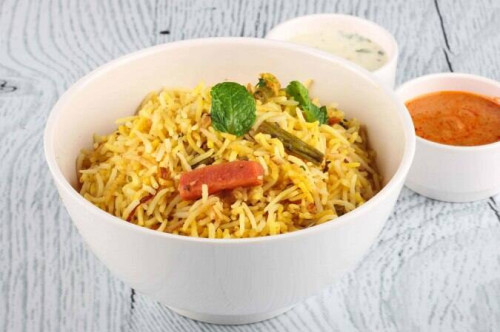 Sumpto Biryani