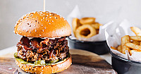 Charcoal Pit Burgers Port Melbourne