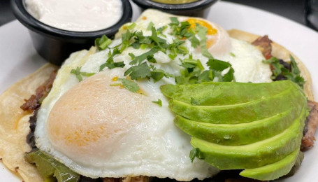 Carnitas Eggs