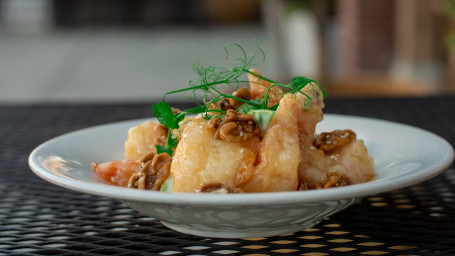 Wild Prawns With Honeyed Walnuts