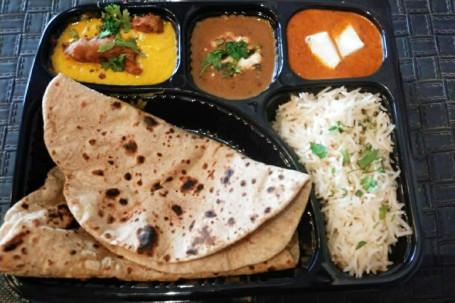 Panjabi Kadhi Thali