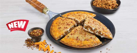 Kip Keema Paratha Pizza