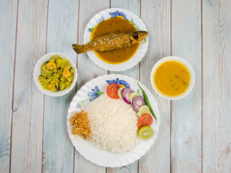 Parsey Fish Meal(Served With Rice Dal Veg Sabji Meat(1 Pc) Salad)