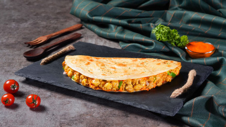 Chatpaté Chole Quesadilla