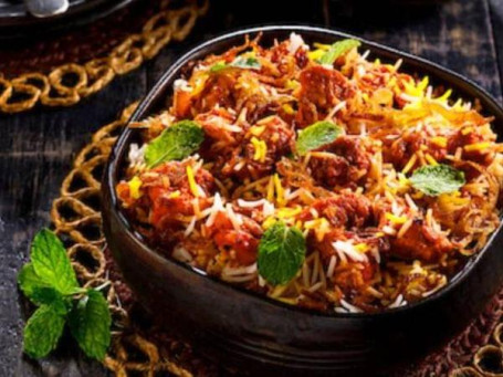 Malamaal Murg Dum Biryani [1/2 Kg] 1-2 Personen