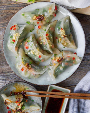 Veg Szechwan Steamed Dumpling