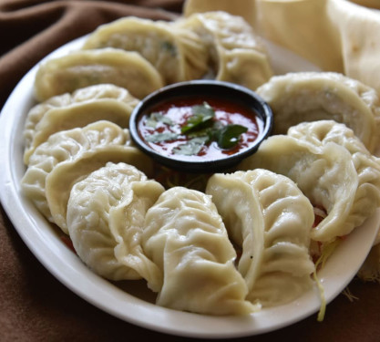 Kip Gestoomde Momos [6 Stuks]