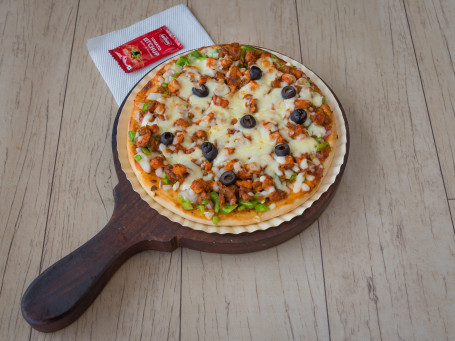 7 Zingy Paneer Pizza