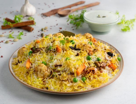 Hyderabadi Dum Veg Biryani (Voor 1 Persoon)