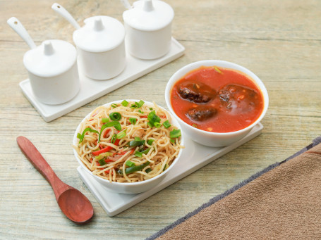 Veg Hakka Noodles Veg Balls In Hot Garlic Sauce