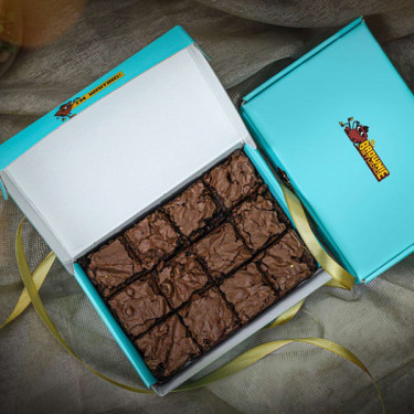 Classic Brownie Box [300 Gms]