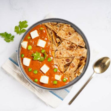 Matar Paneer Paratha-Kom