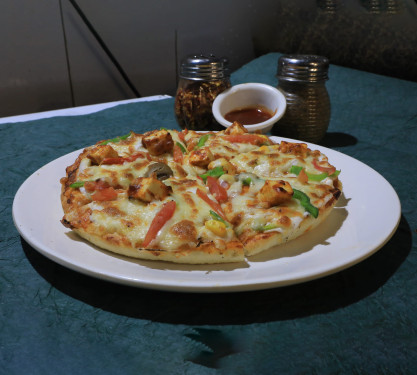 6 Regular Peppy Paneer Pizza