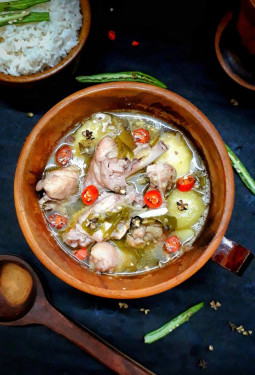 Boiled Chicken Traditional Style) 12 Pcs