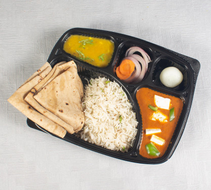 Paneer Kadai Deluxe Thali