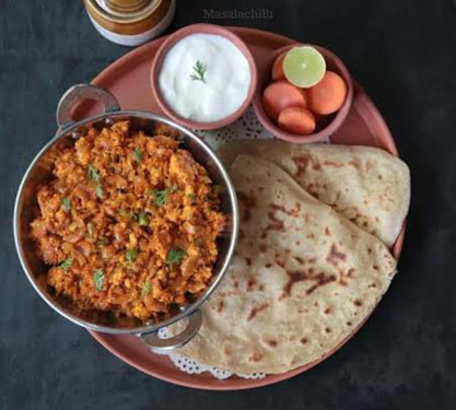 Chapati (4 Pcs) With (2) Egg Bhurji