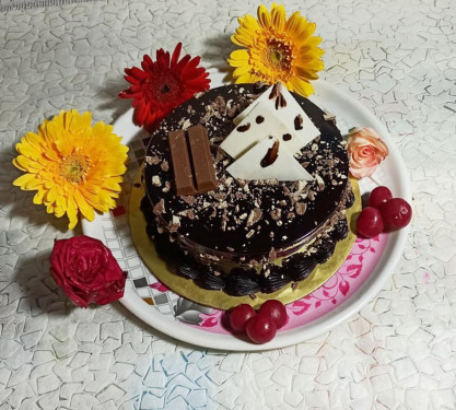 Choco Chip Cake (1 Kg