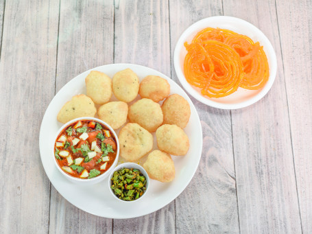 Jalebi (4Pcs) Club Kachori (10 Pcs)