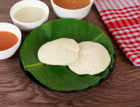 Cheese Idlis (2 Pcs)