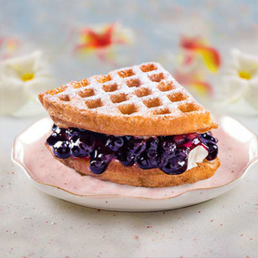 Bosbessen Creamcheese Wafel