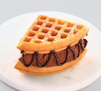 Ijs En Fudge Chocoladewafel