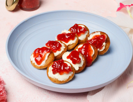 Aardbei Roomkaas Mini Pannenkoekjes (8 Stuks)