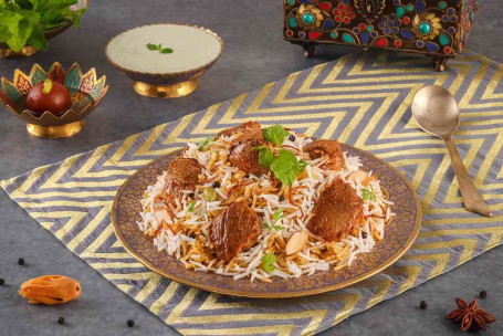 Pittige Dum Gosht Hyderabadi Mutton Biryani, Zonder Been Serveert 1-2]