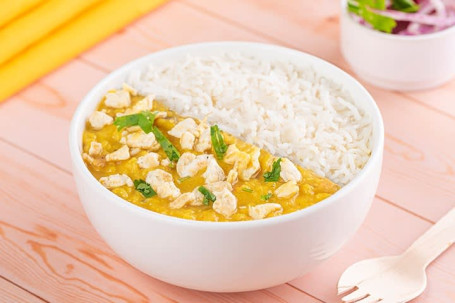 Peeli Dal Anda Tadka Chawal