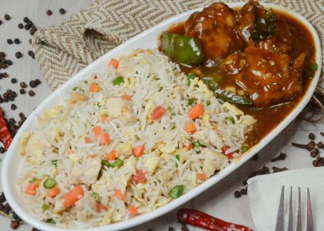 Egg Fried Rice With Chilli Chicken/Paneer/Fish (3 Pc)