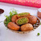 Aloo Pattice (5 Stuks) Met Imli Chutney En Curd