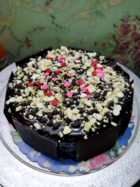 Cashew Nut Crunch Chocolate Cake [500 Grams]