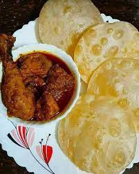 6 Pcs Luchi+2 Pcs Chicken Curry