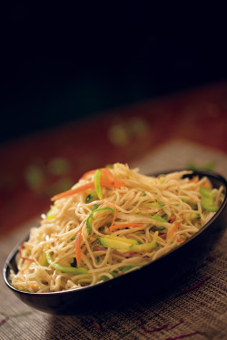 Wok Tossed Noodles Vegetable