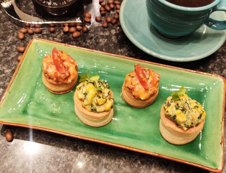 Duo Of Smoked Corn Spinach Sun Dried Tomato Vol-Au-Vent