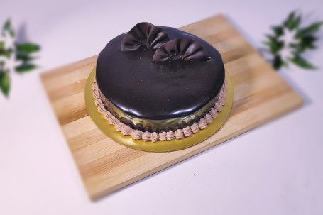 Creamy Chocolate Classy Truffle Cake [450 Grams