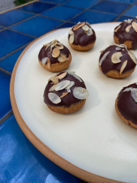 Coffee Chocolate Choux