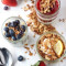 Vers Fruit, Crème Fraîche En Geroosterde Granola