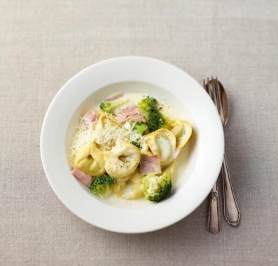 Tortellini Schinken-Sahnesaus