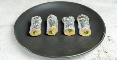 Kaju Pistsa Roll