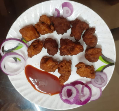 Chicken Pakoda (12 Pcs 1 Plate)