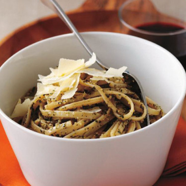 Linguine Met Pesto