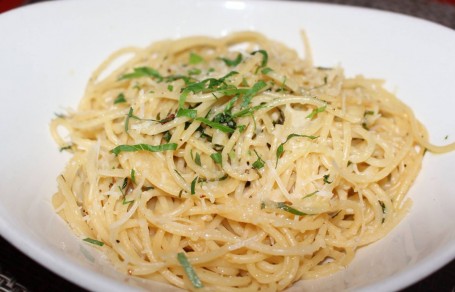 Rigatoni Aglio En Olio